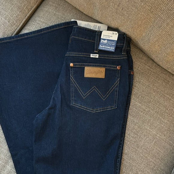 Free People X Wrangler Wanderer 622 High Rise Flare Jeans. NWT. Dark Wash - Picture 9 of 13